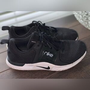 Nike Renew Sneakers